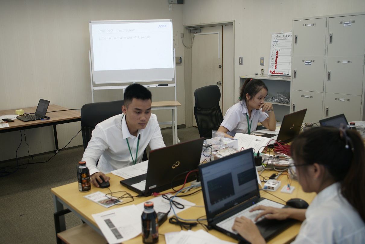 UIT students doing an internship